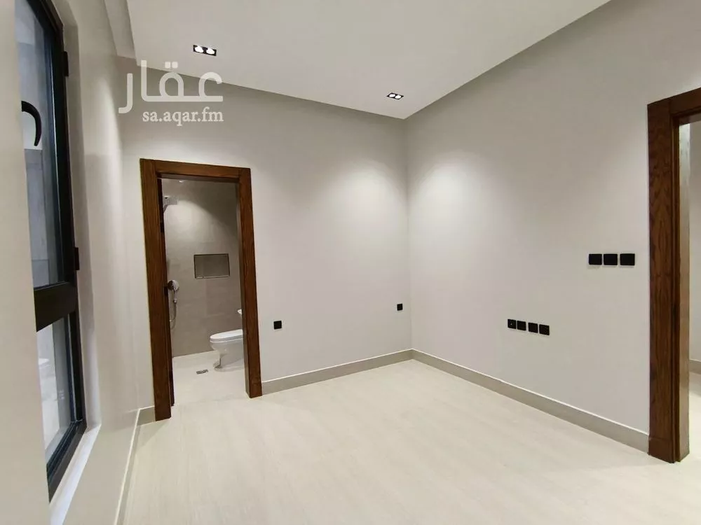 5 bedroom villa in King Faisal 18