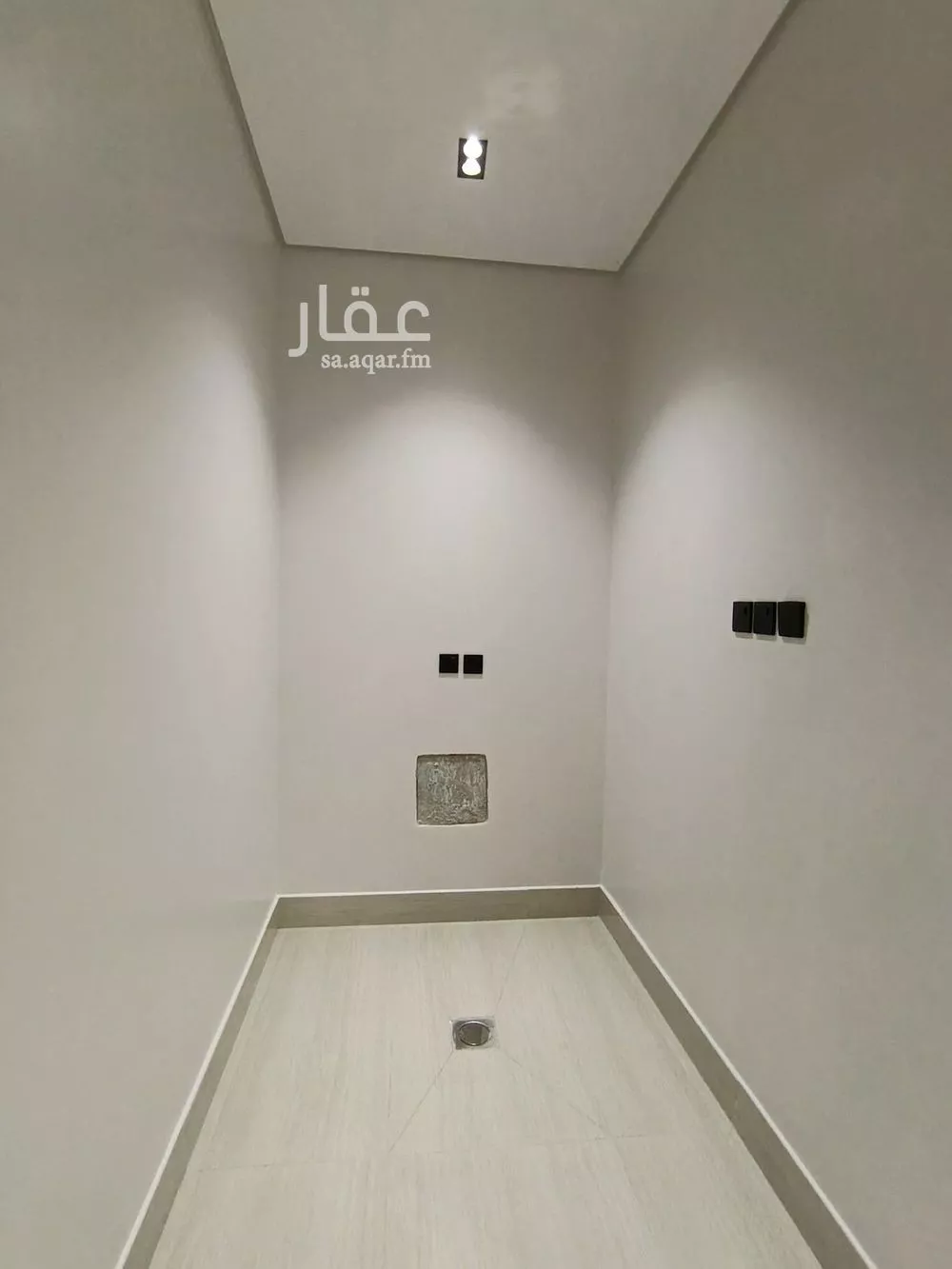 5 bedroom villa in King Faisal 29