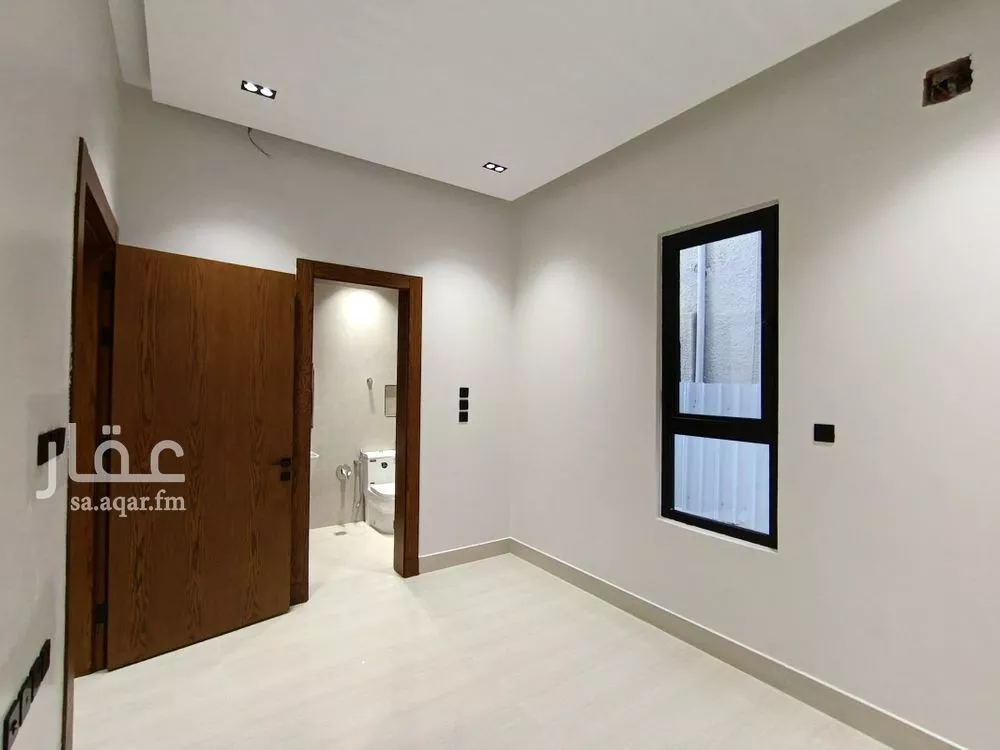 5 bedroom villa in King Faisal 7