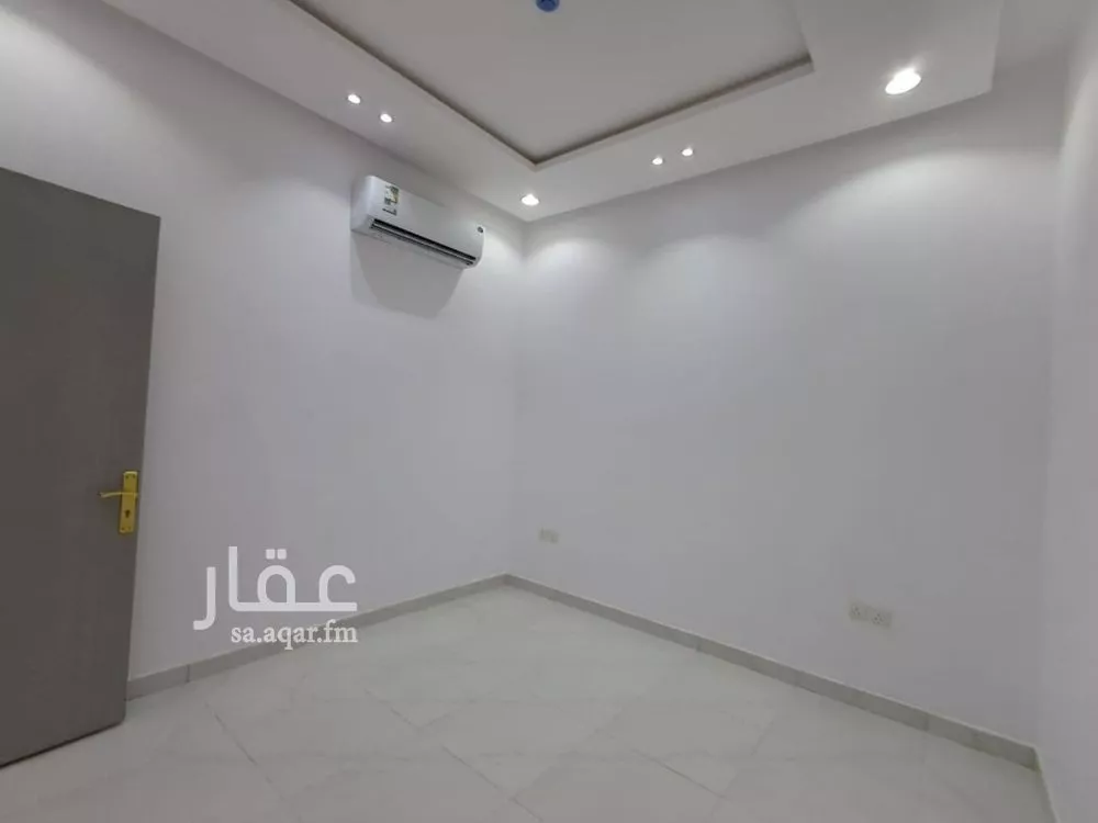 شقة 3 غرف في الرمال 11