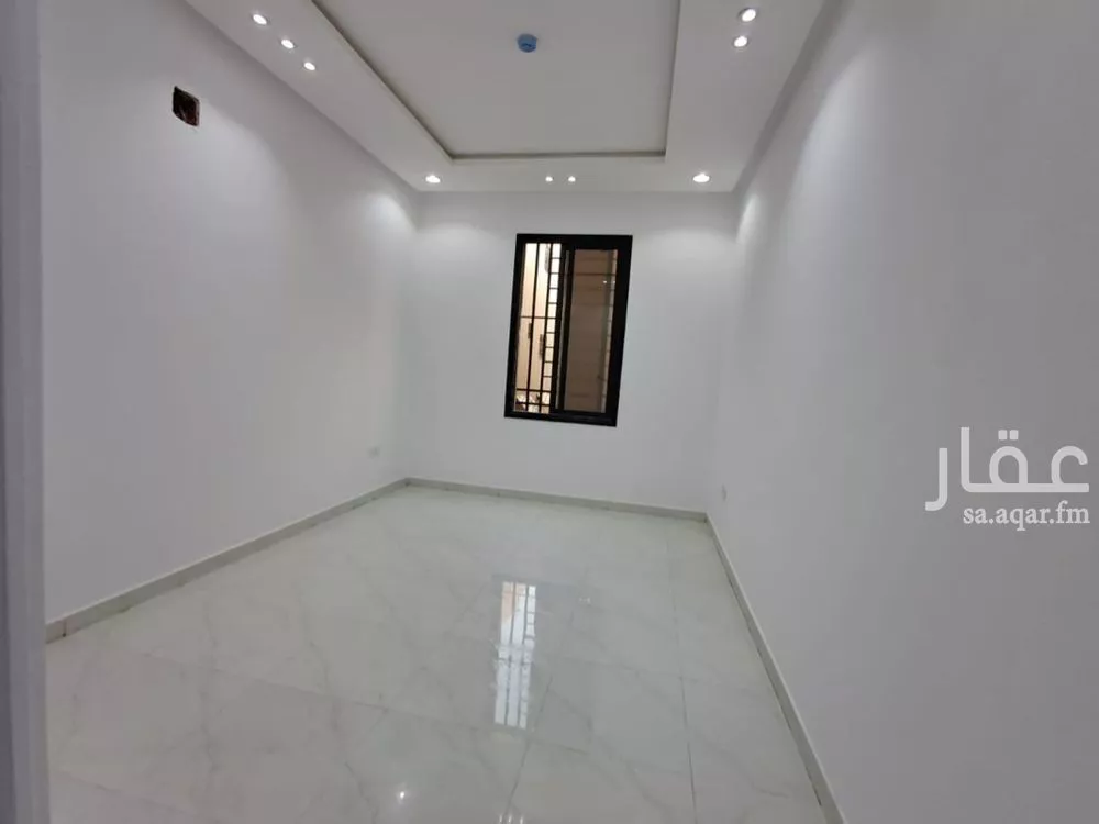 شقة 3 غرف في الرمال 13