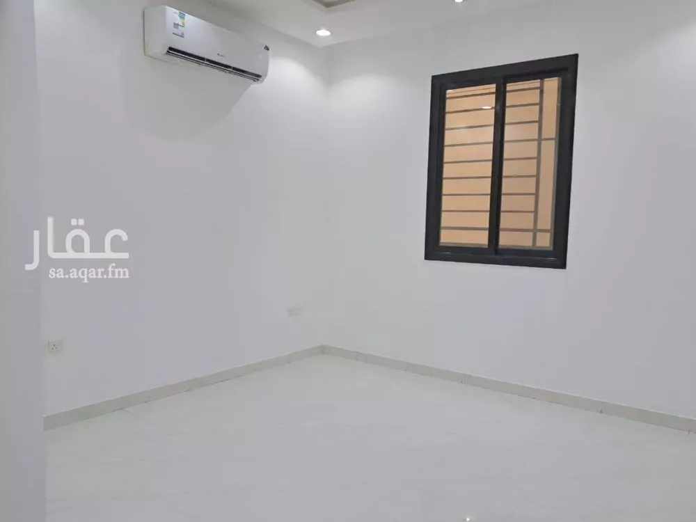 شقة 3 غرف في الرمال 8