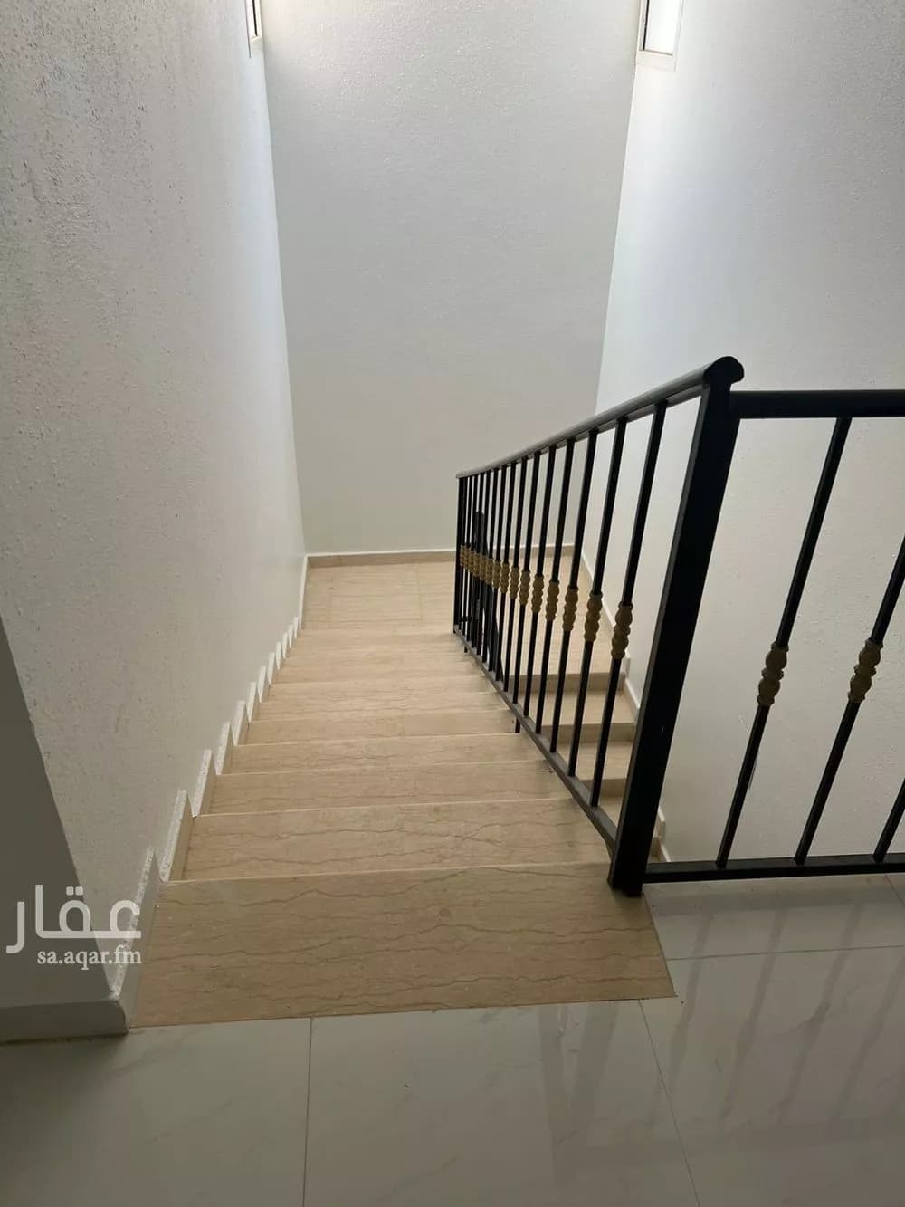 3 bedroom floor in Tuwaiq 2