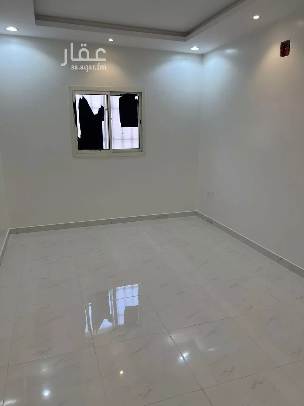 3 bedroom floor in Tuwaiq 4