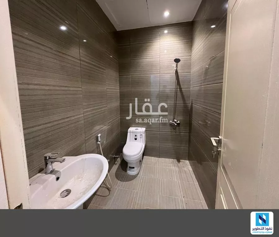 4 bedroom apartment in Al Yasmin 8