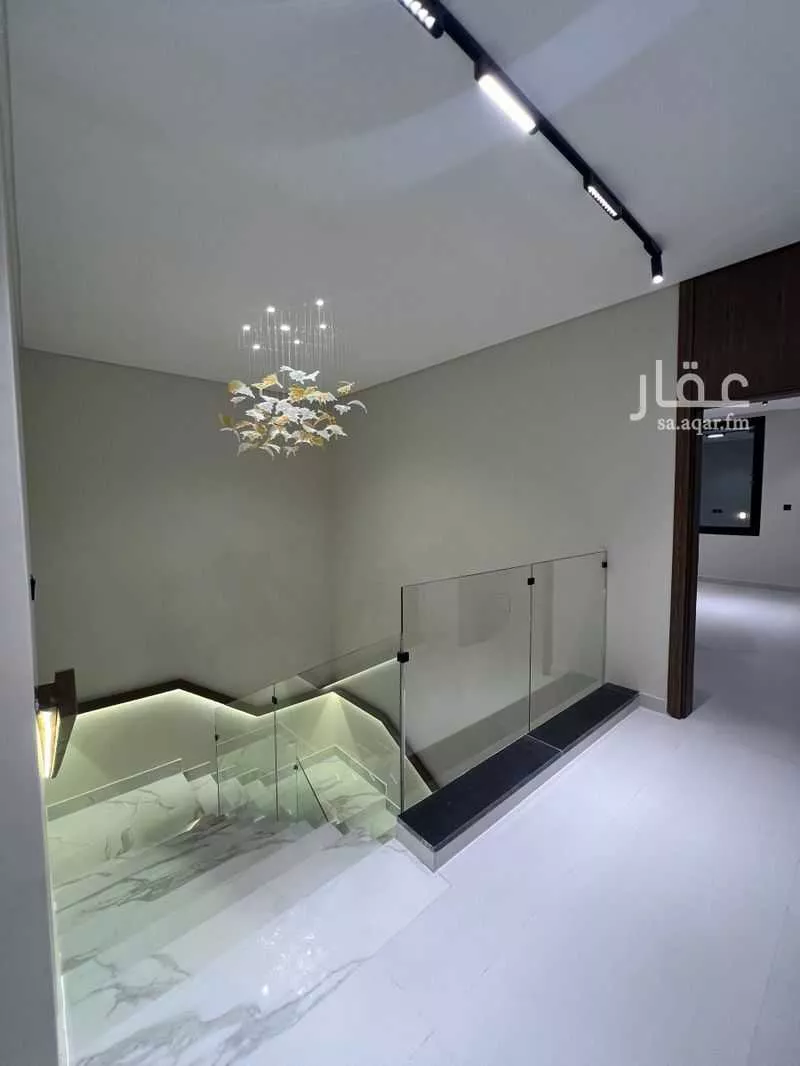 فيلا 7 غرف في الحمراء و ام الجود 4