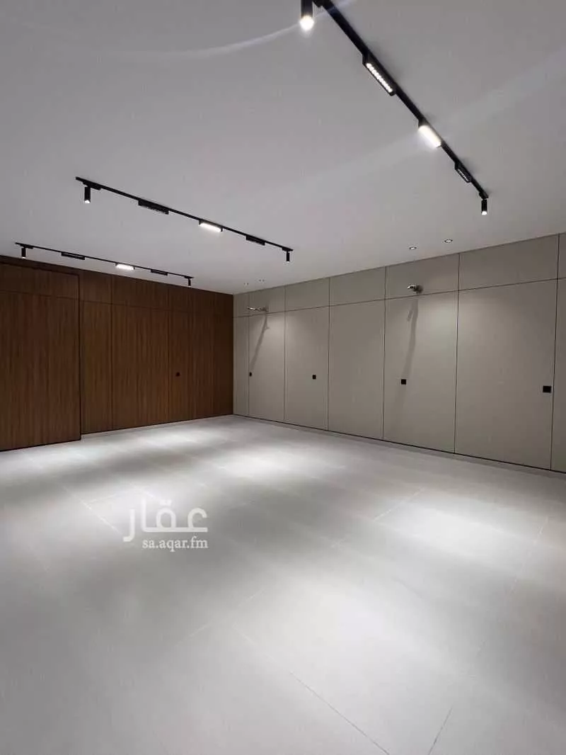 فيلا 7 غرف في الحمراء و ام الجود 7