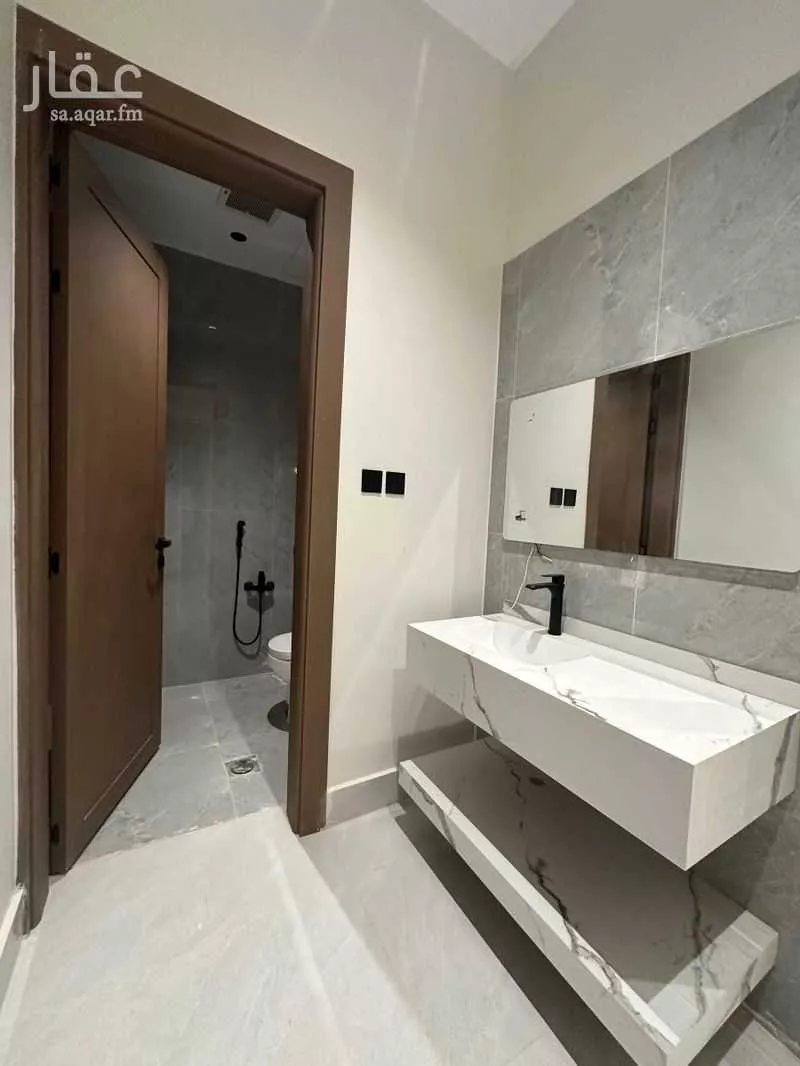 شقة 3 غرف في الشرق 8