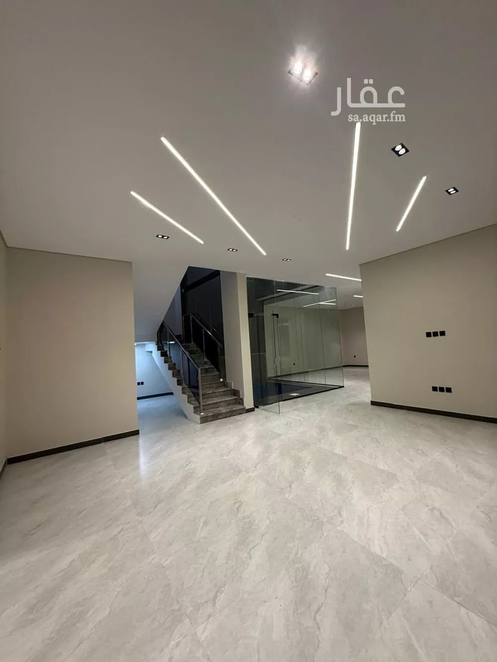 8 bedroom villa in Al Manarat 3