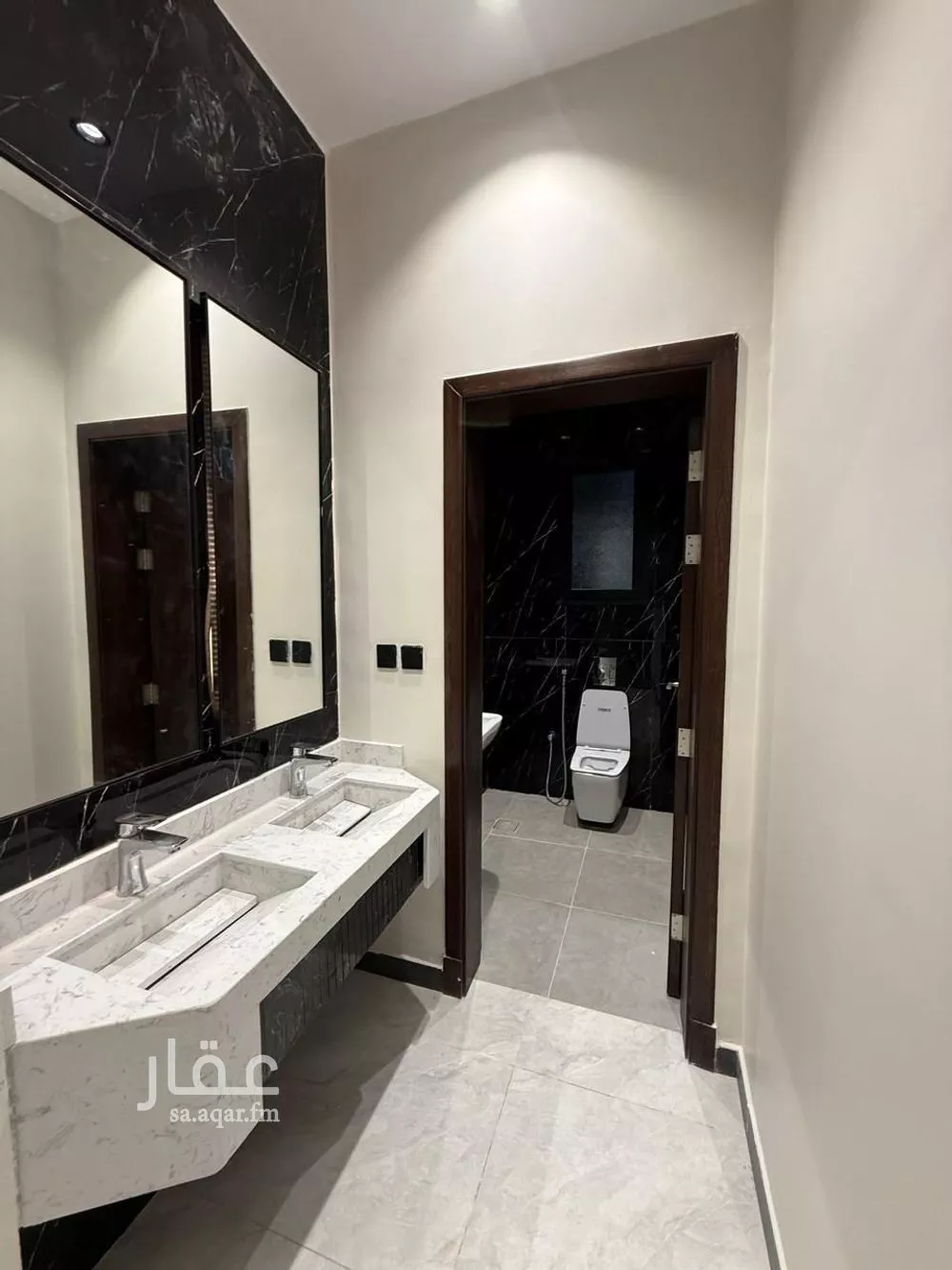 فيلا 8 غرف في المنارات 5