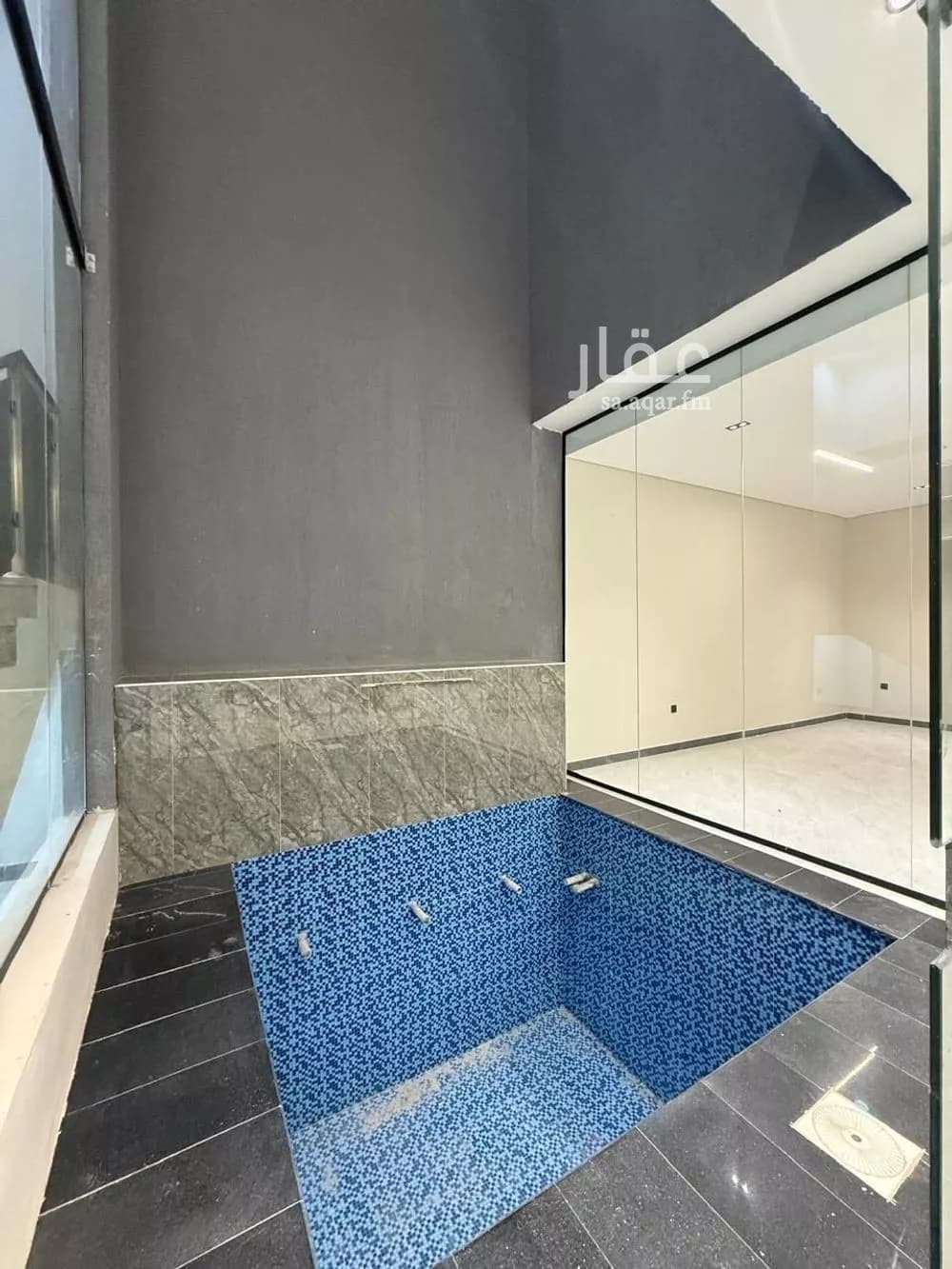 فيلا 8 غرف في المنارات 8