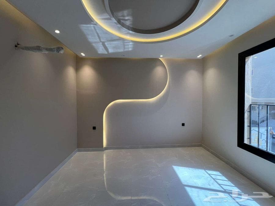 شقة 4 غرف في ولي العهد 16