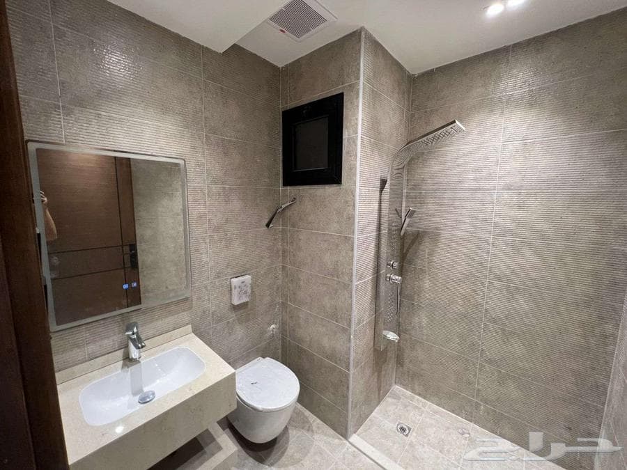 شقة 4 غرف في ولي العهد 17