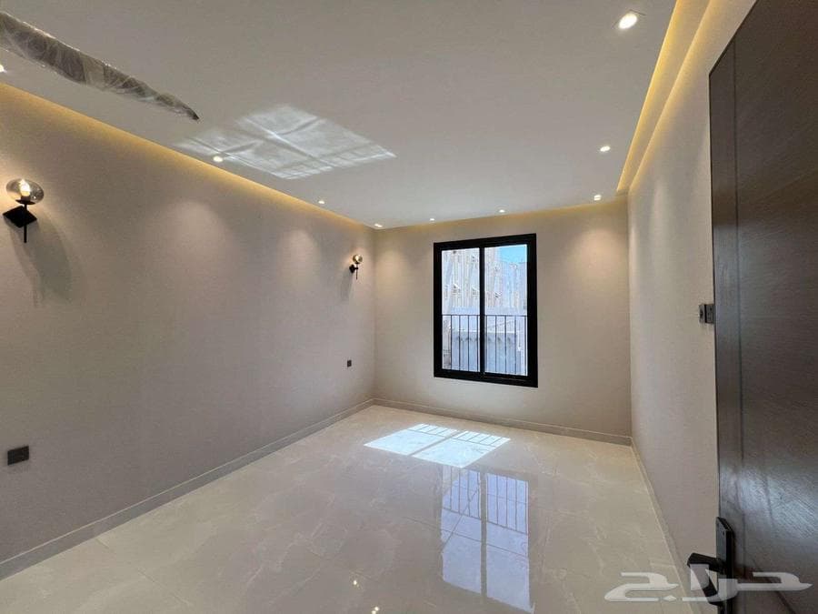 شقة 4 غرف في ولي العهد 23