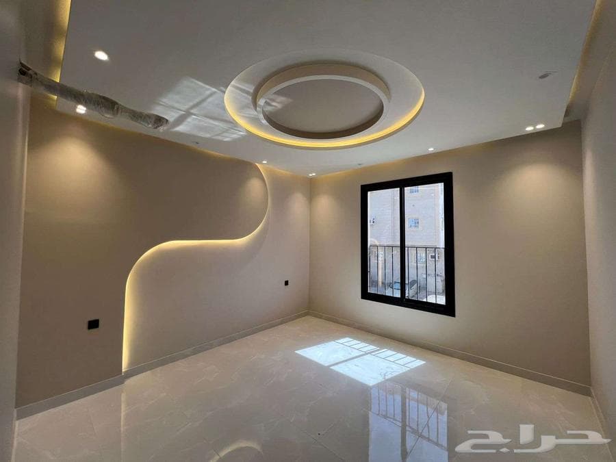 شقة 4 غرف في ولي العهد 24
