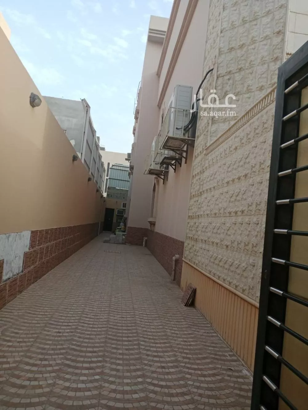 فيلا 7 غرف في الواحة 13