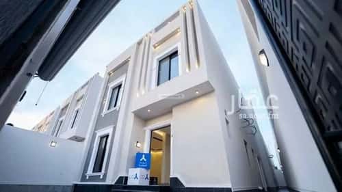 8 bedroom villa in Al Rahmaniyyah 2