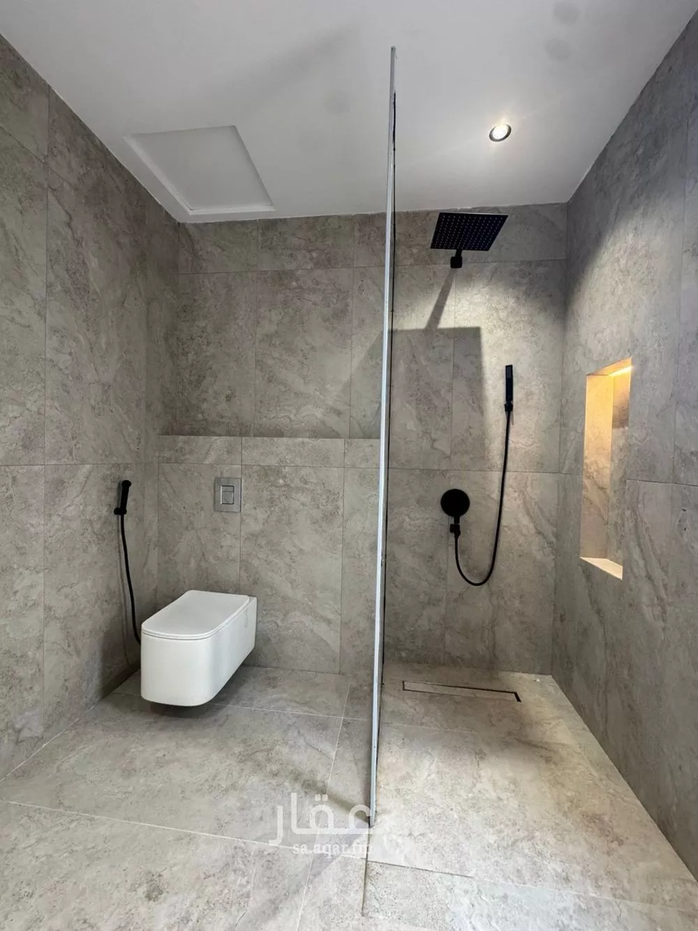 فيلا 5 غرف في الياقوت 13