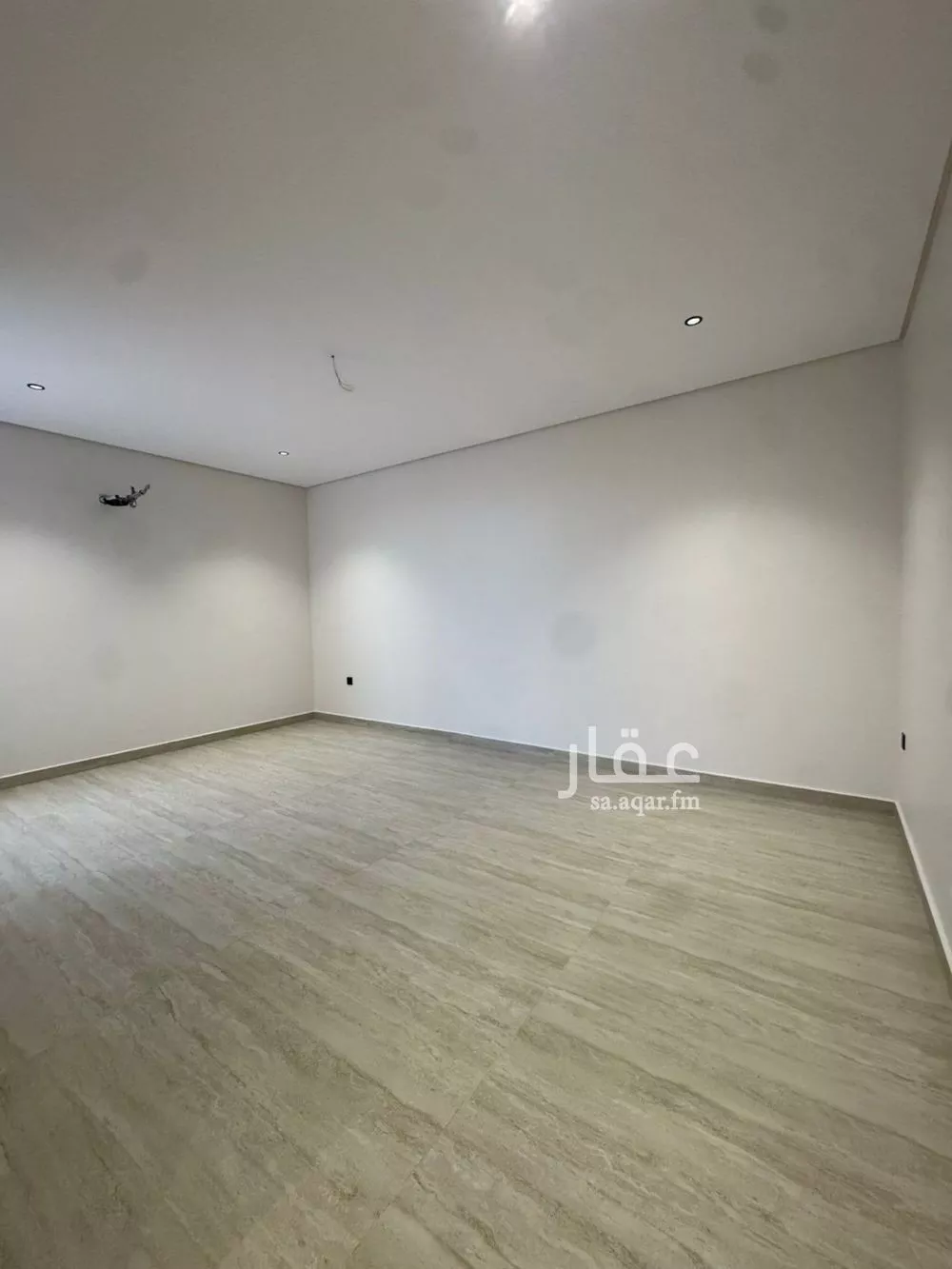 فيلا 5 غرف في الياقوت 3