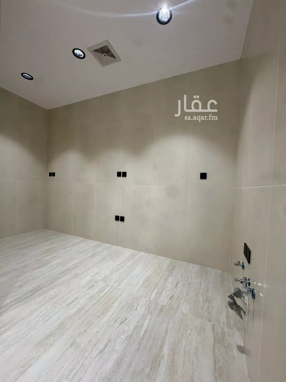 فيلا 5 غرف في الياقوت 8