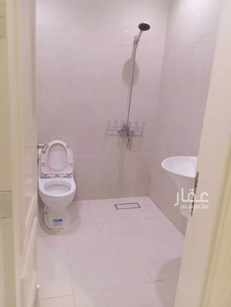 3 bedroom apartment in Al Qairawan 1