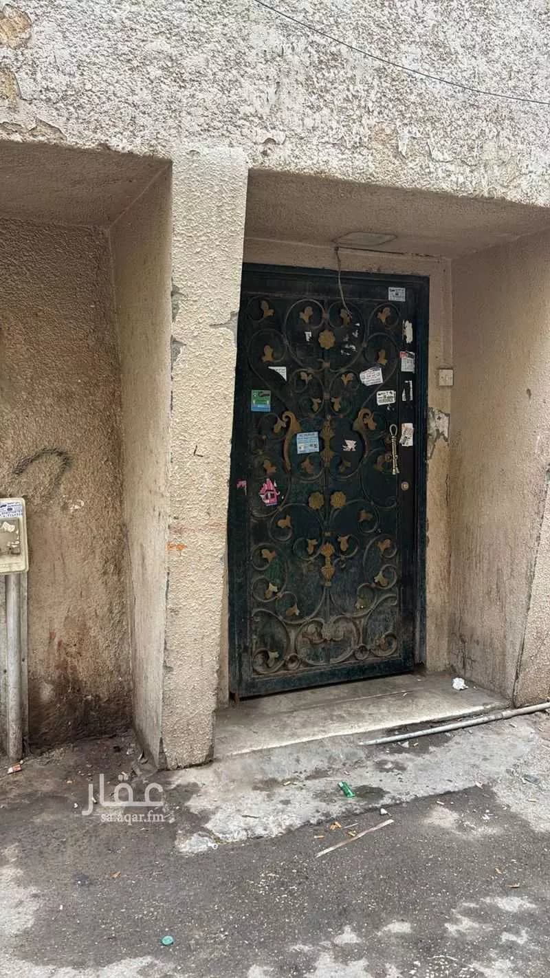 عمارة 100 م² في الخالدية