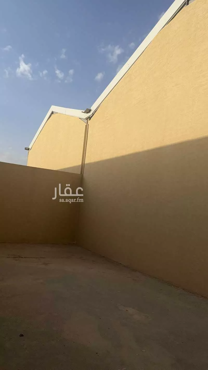 مستودع 1125 م² في المصفاة 2