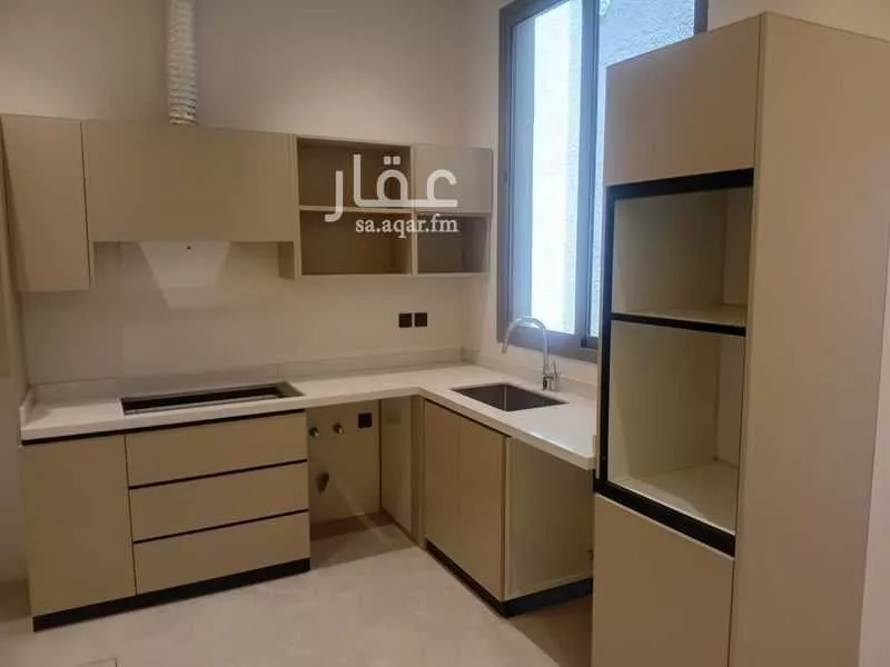 1200 sqm building in Al Yarmouk 1