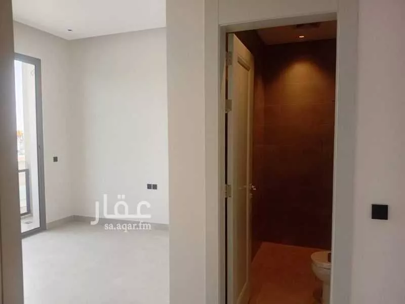 1200 sqm building in Al Yarmouk 2