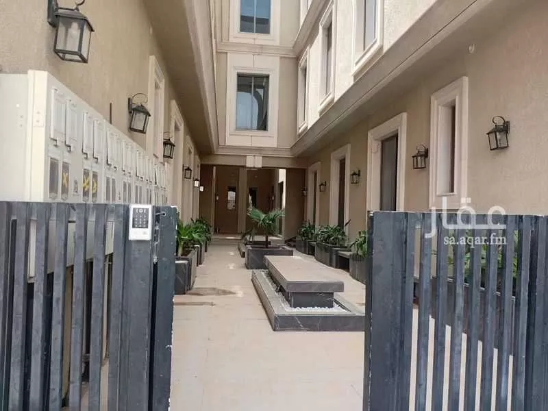 1200 sqm building in Al Yarmouk 4