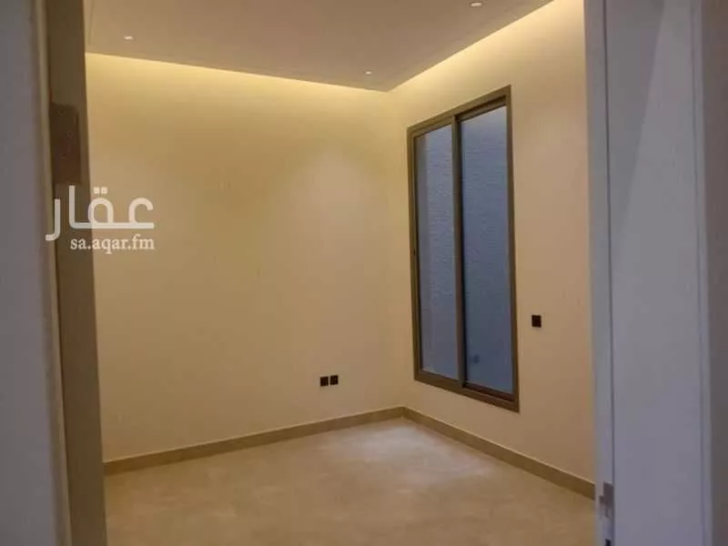 1200 sqm building in Al Yarmouk 9