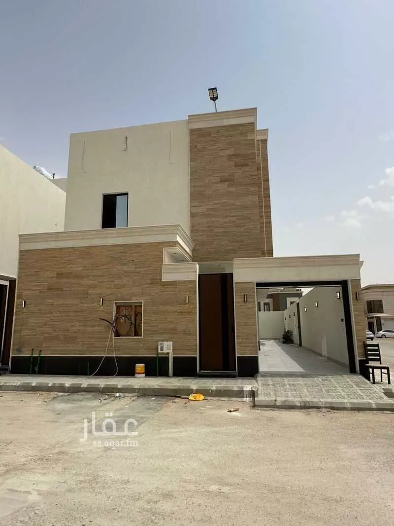 3 bedroom floor in Ash Sharq 1