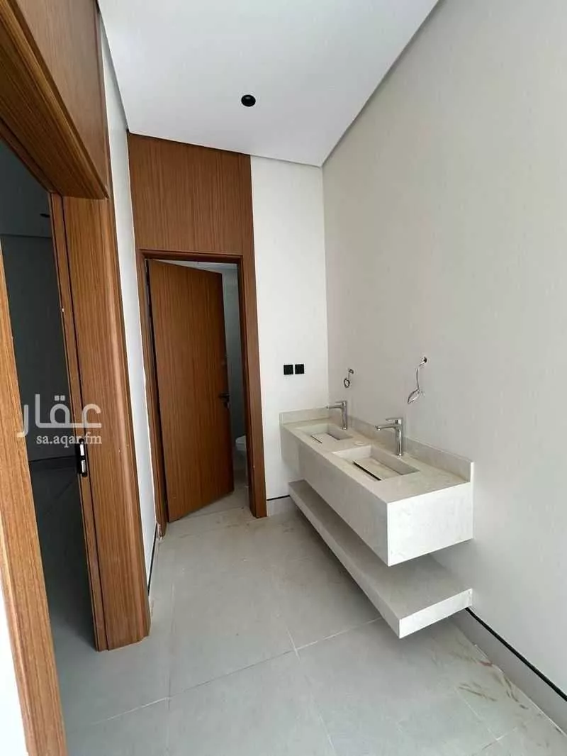 3 bedroom floor in Ash Sharq 5
