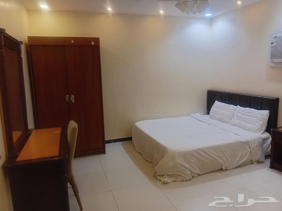 8 bedroom apartment in Al Salam 4