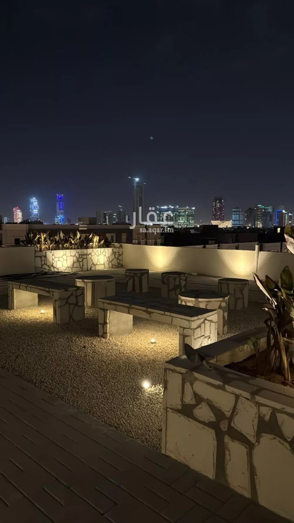 شقة 1 غرف في الملقا 9