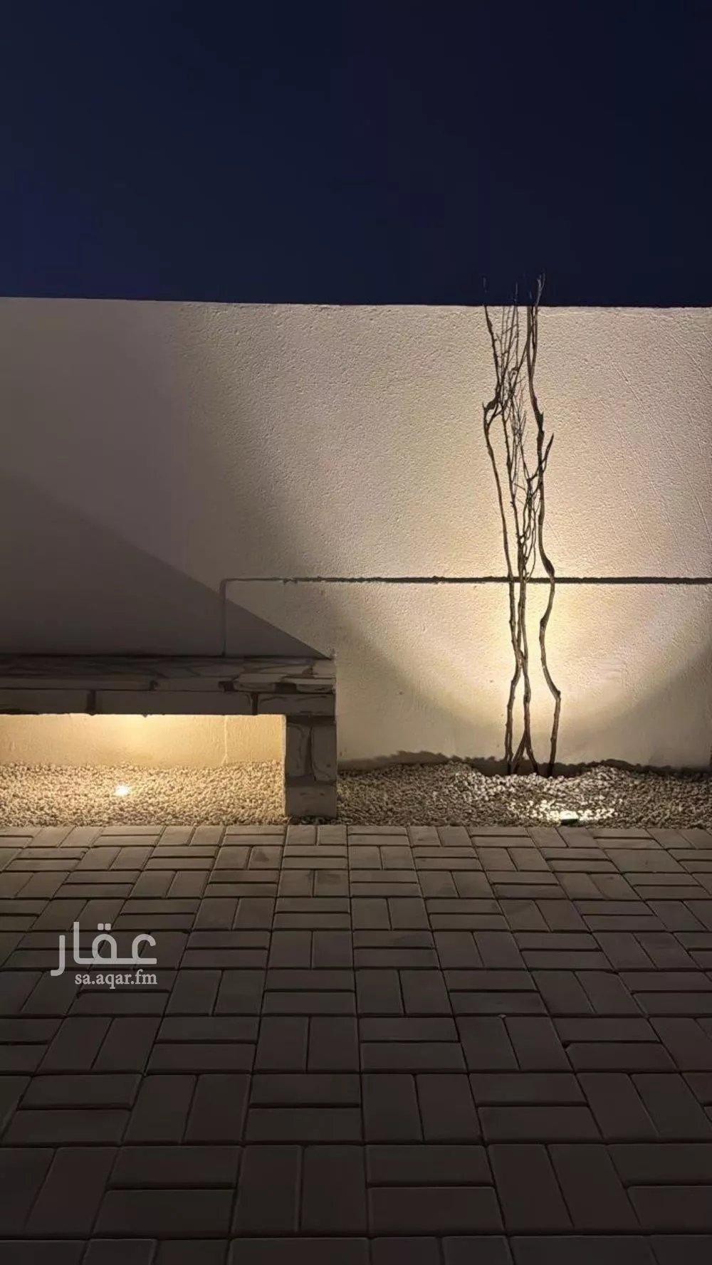 شقة 1 غرف في الملقا 10