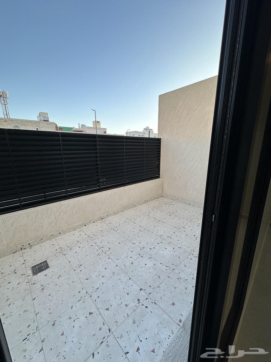 شقة  في الهدراء 15