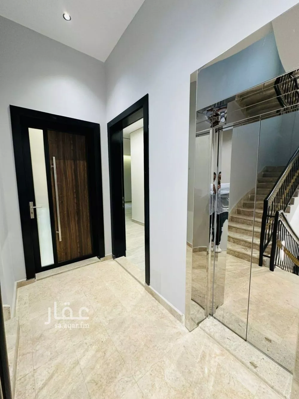 3 bedroom apartment in Al Khaleej 1