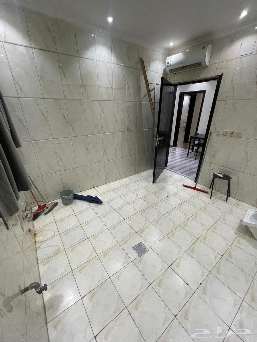 فيلا 12 غرف في السلام 24