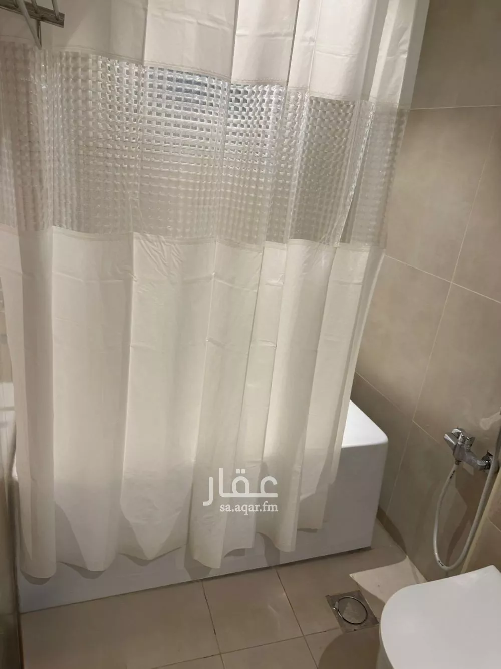 شقة 3 غرف في الملقا 10