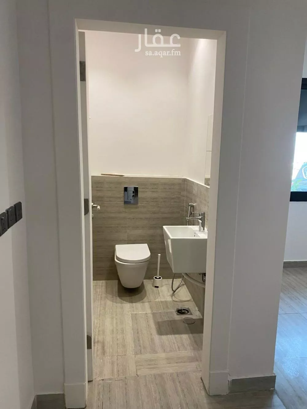 شقة 3 غرف في الملقا 3