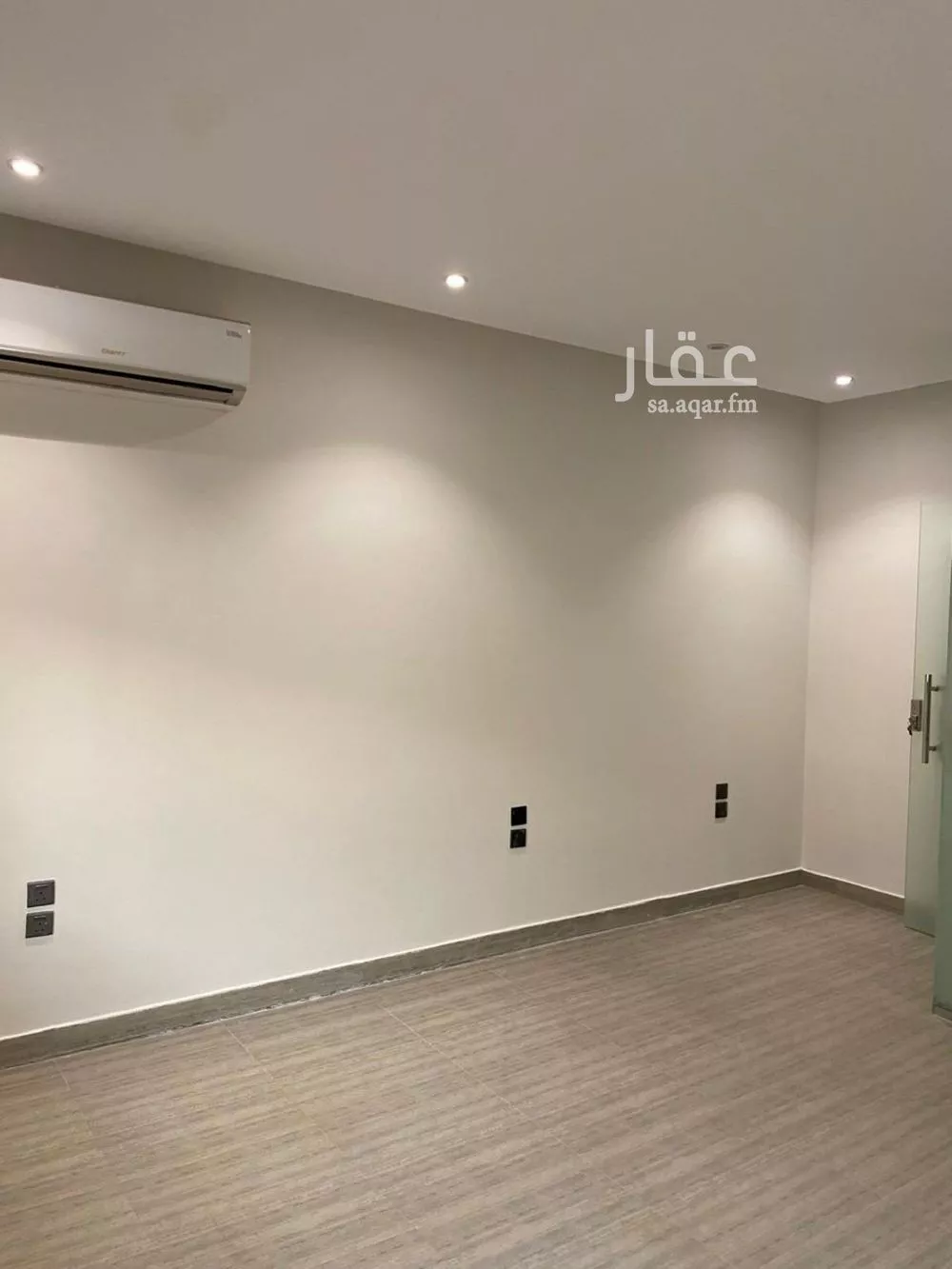 شقة 3 غرف في الملقا 7