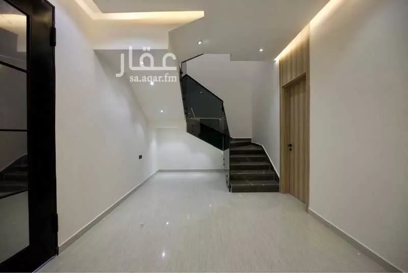 فيلا 10 غرف في الحزم 4