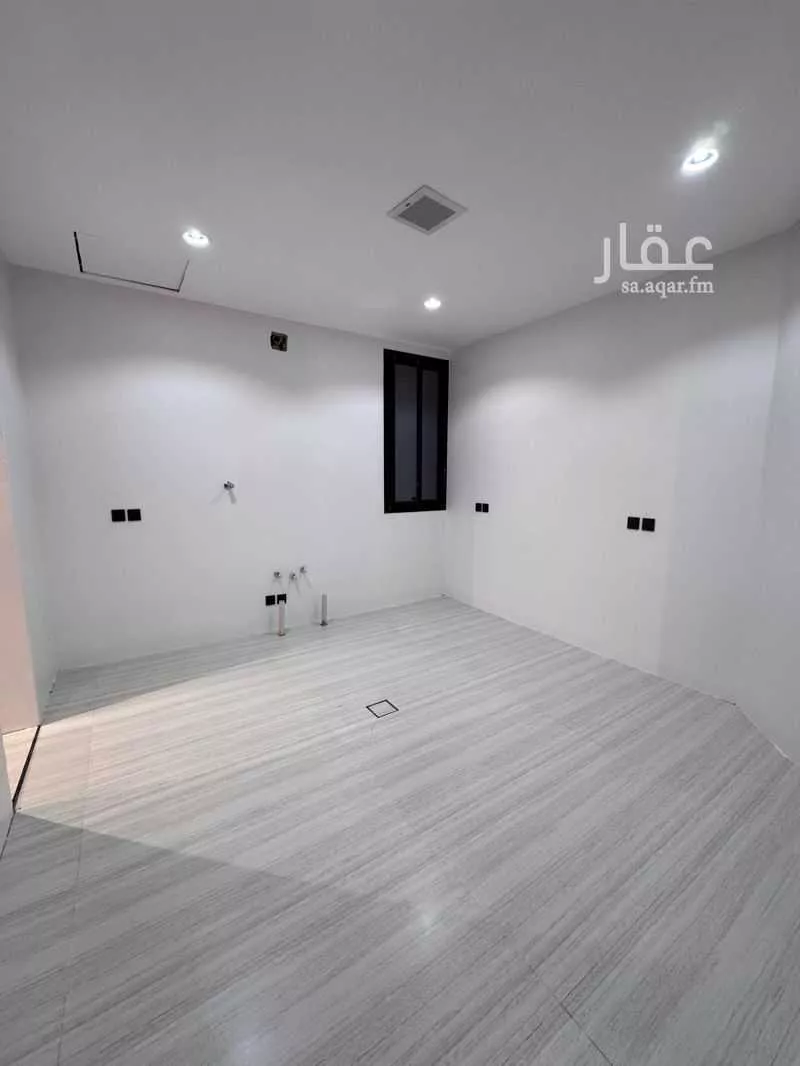 فيلا 8 غرف في المهدية 9