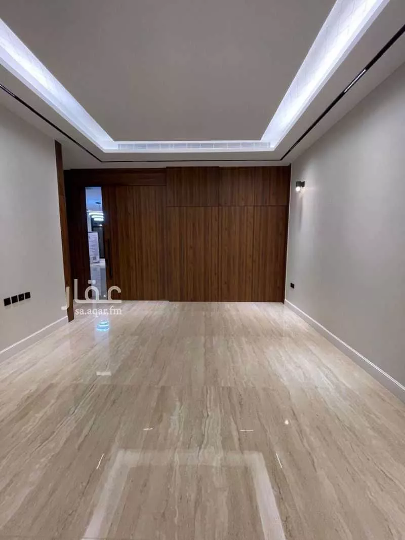 فيلا 5 غرف في الملقا 6