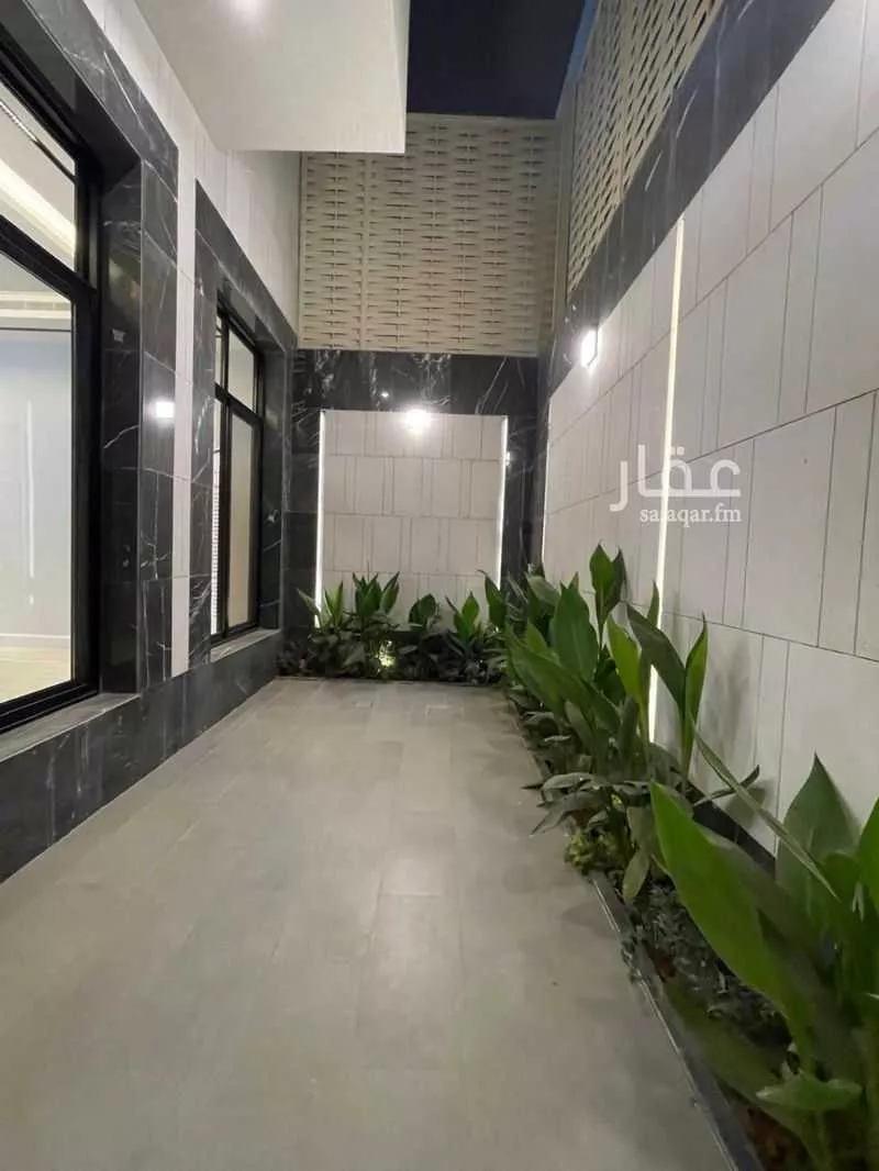 فيلا 5 غرف في الملقا 7