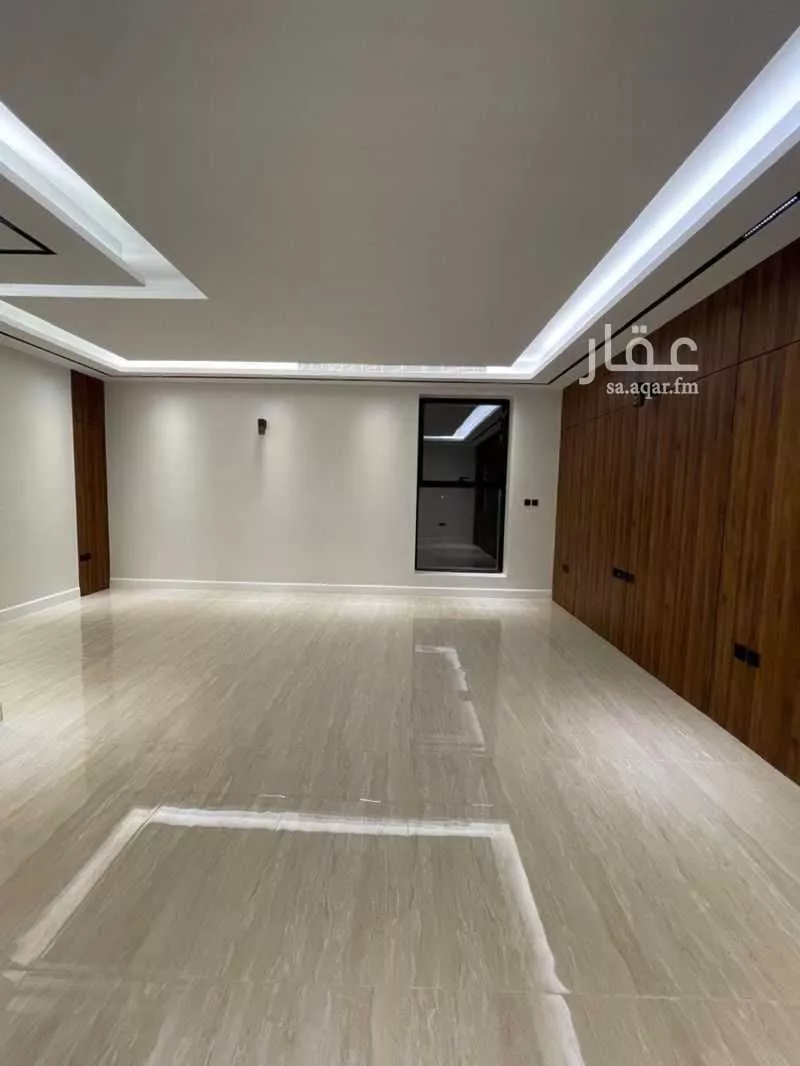 فيلا 5 غرف في الملقا 10