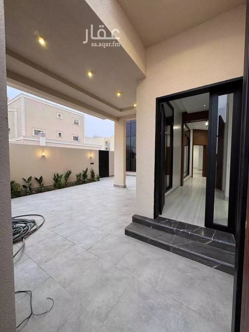 7 bedroom villa in Al Mahdiyyah 2