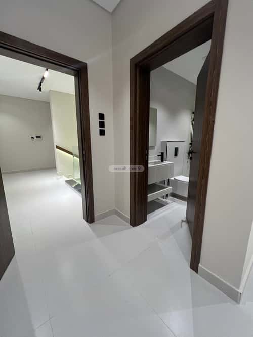 فيلا 7 غرف في أم الجود 2