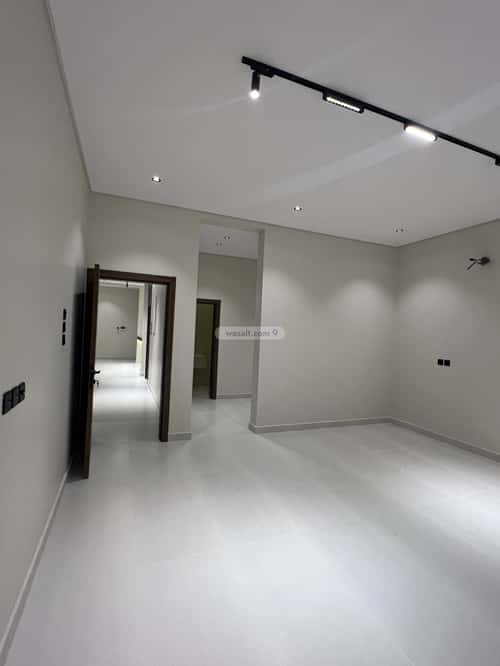 فيلا 7 غرف في أم الجود 15